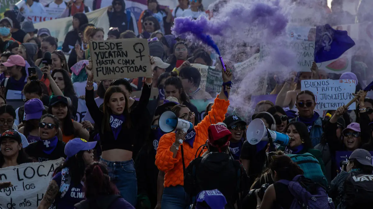 Marcha 25N reclama un alto a la violencia digital, feminicidios y desapariciones